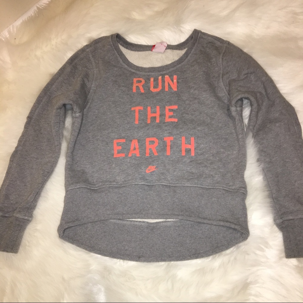 Nike pull over crew neck